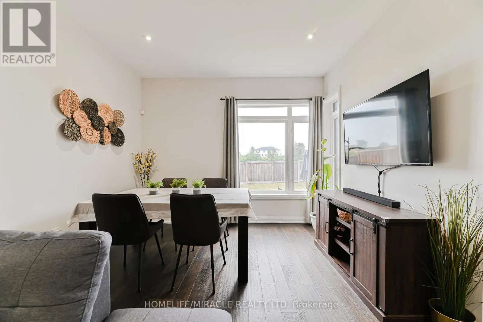 15 - 35 MIDHURST HEIGHTS