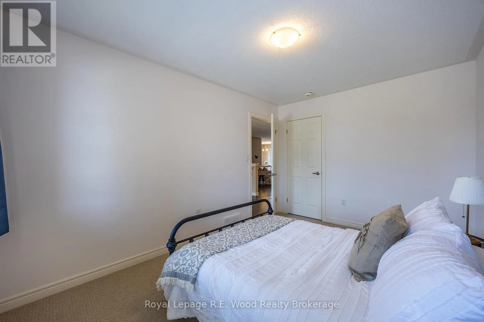 42 HOGARTH DRIVE