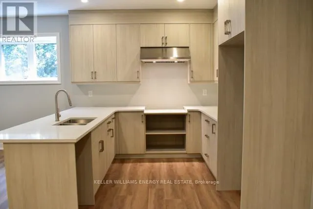 BASEMENT UNIT - 47 EAST STREET