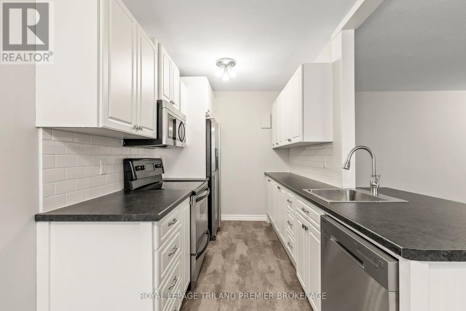109 - 1176 HAMILTON ROAD, #109