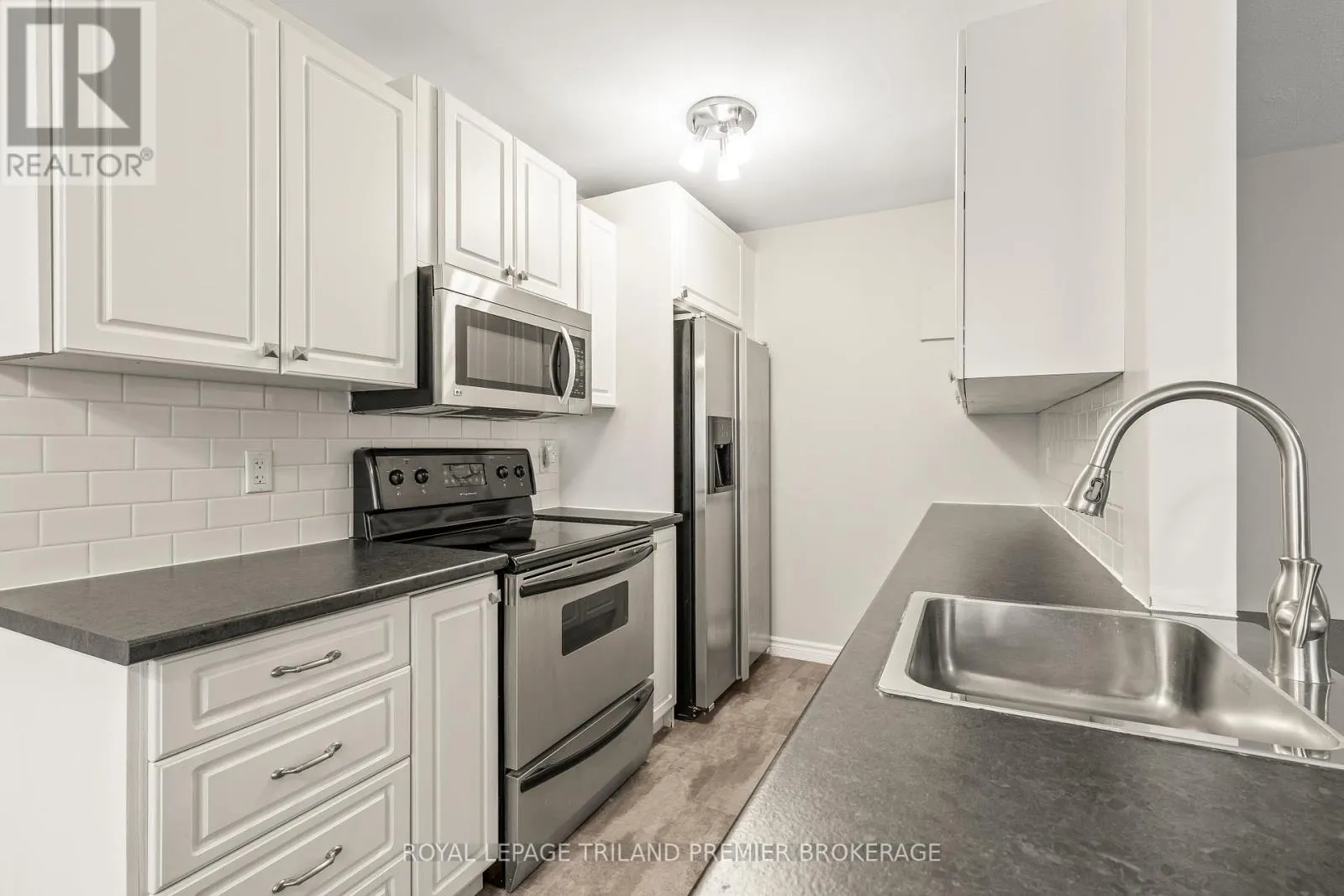 109 - 1176 HAMILTON ROAD, #109