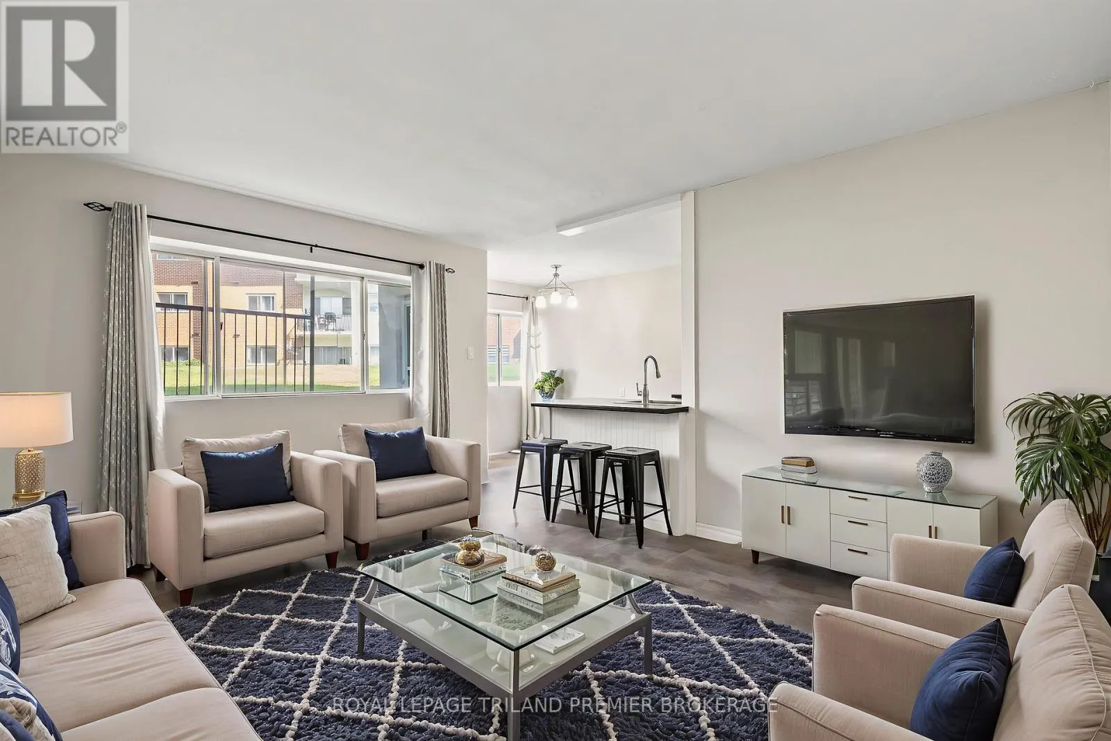 109 - 1176 HAMILTON ROAD, #109