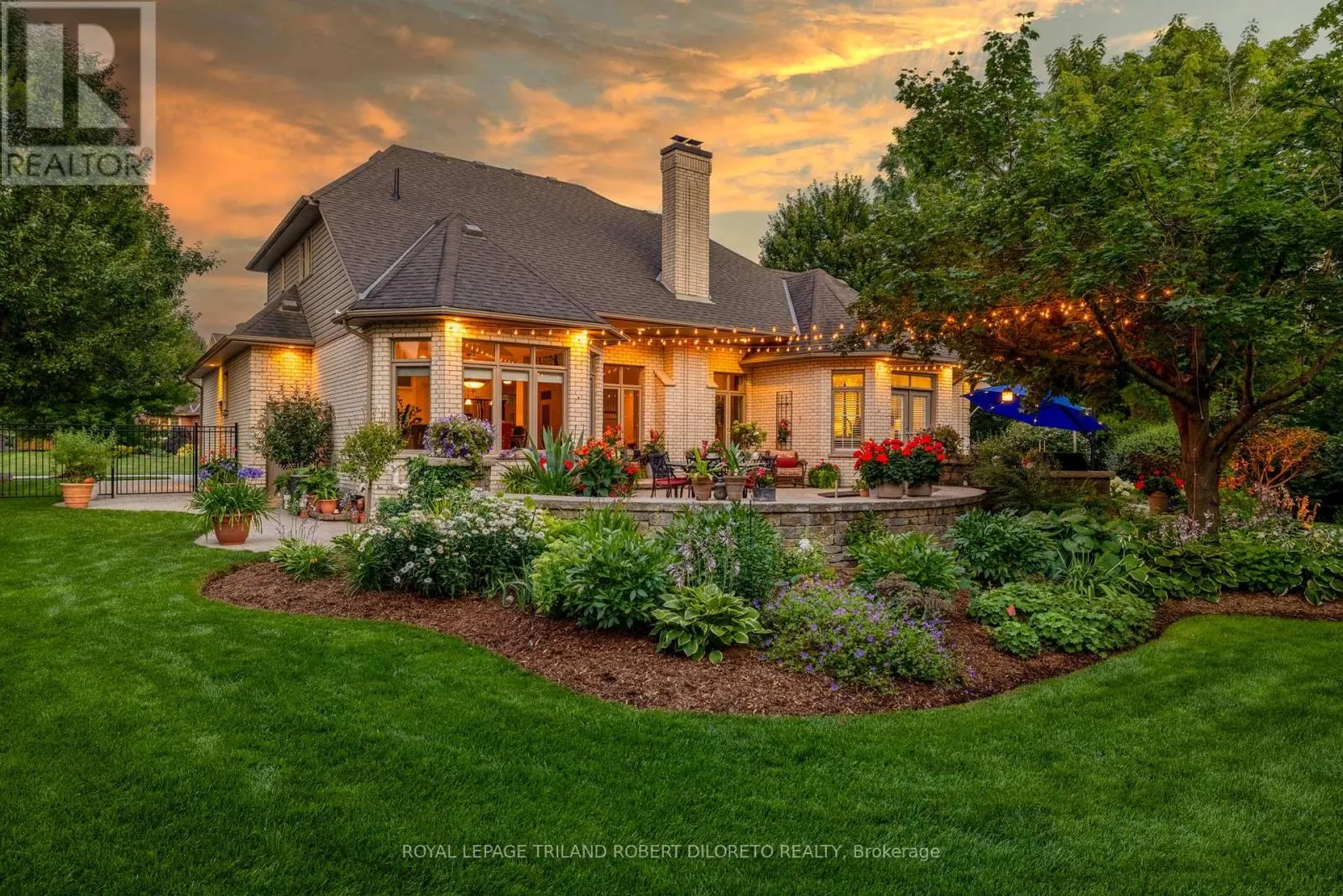 27 HOEFNAGELS CRESCENT