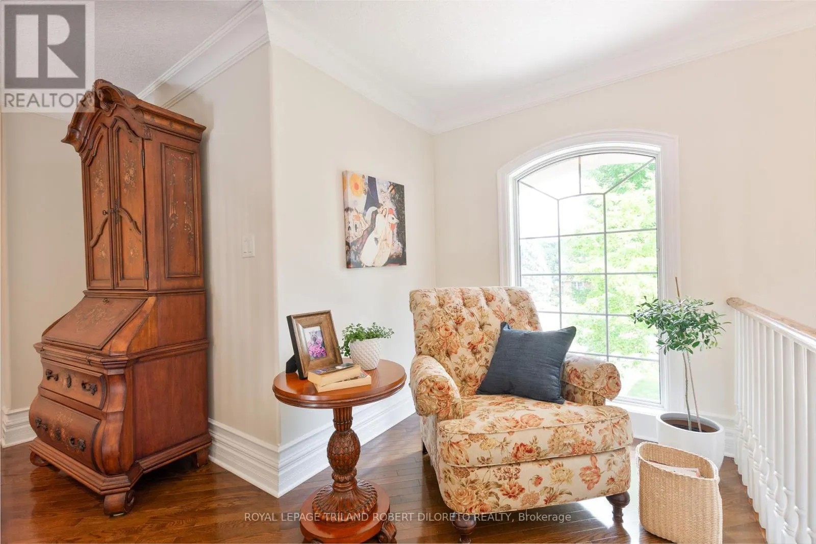 27 HOEFNAGELS CRESCENT