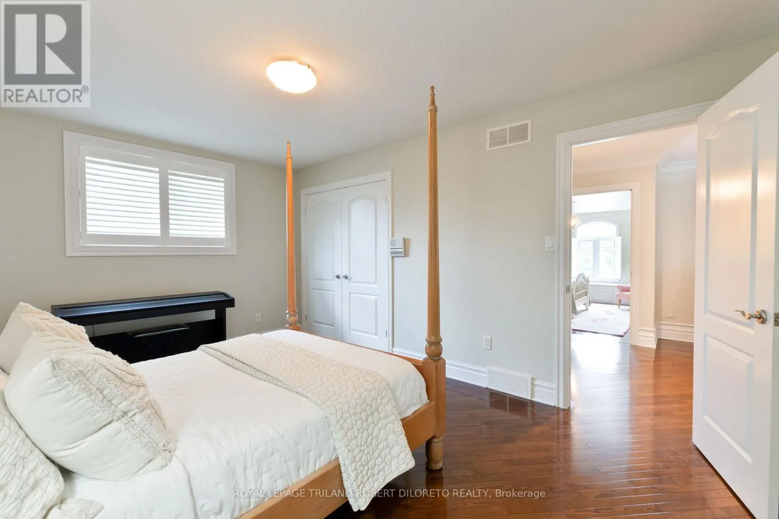 27 HOEFNAGELS CRESCENT