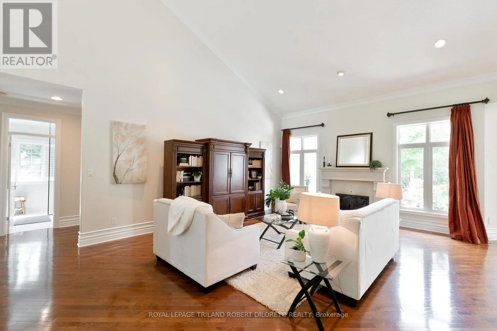 27 HOEFNAGELS CRESCENT