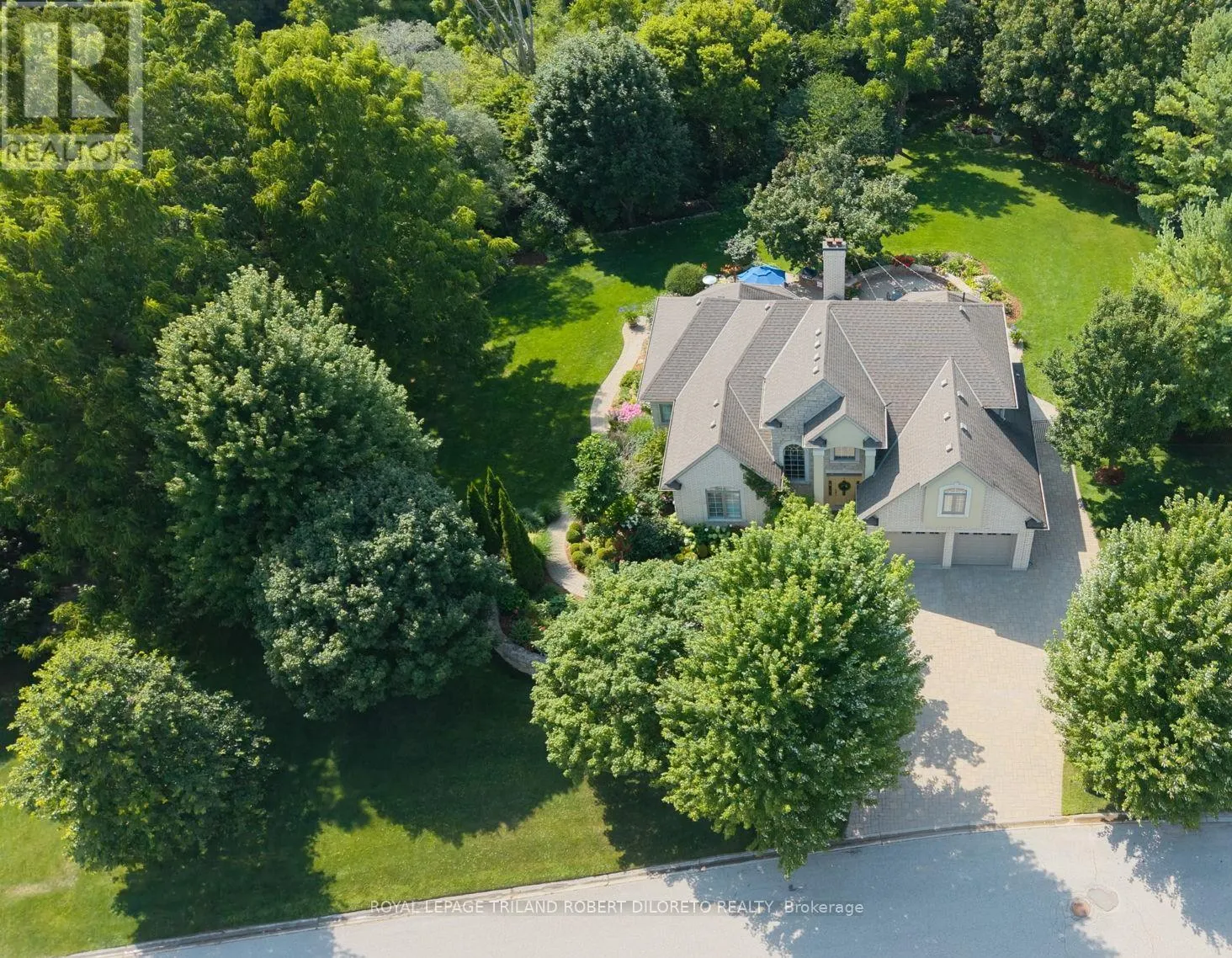 27 HOEFNAGELS CRESCENT