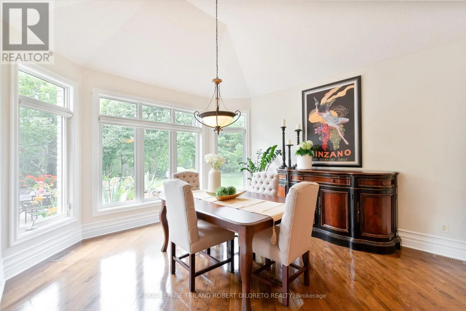 27 HOEFNAGELS CRESCENT