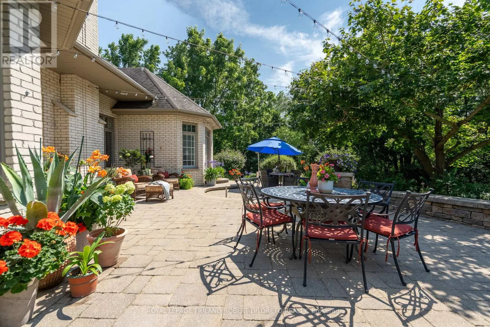 27 HOEFNAGELS CRESCENT