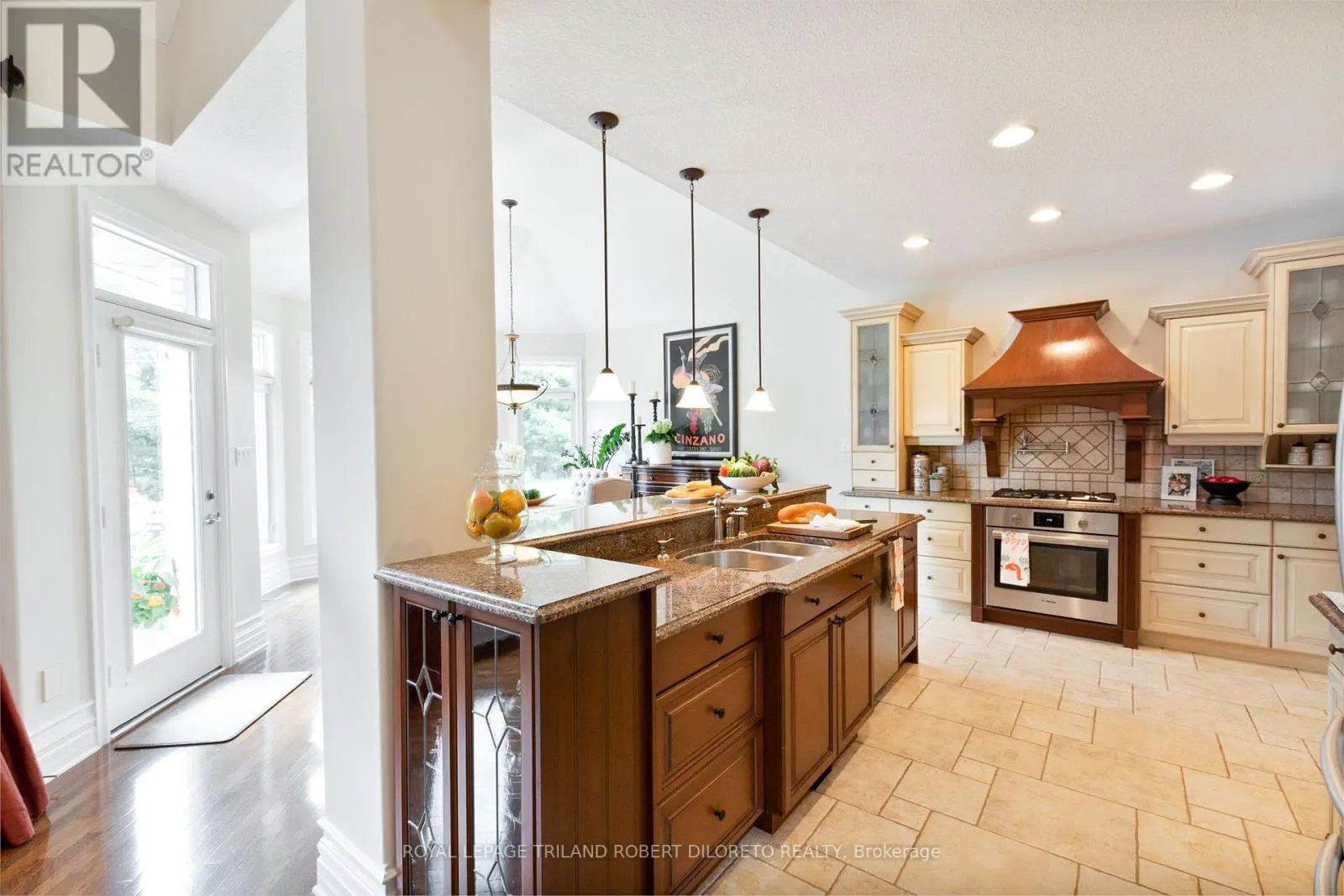 27 HOEFNAGELS CRESCENT