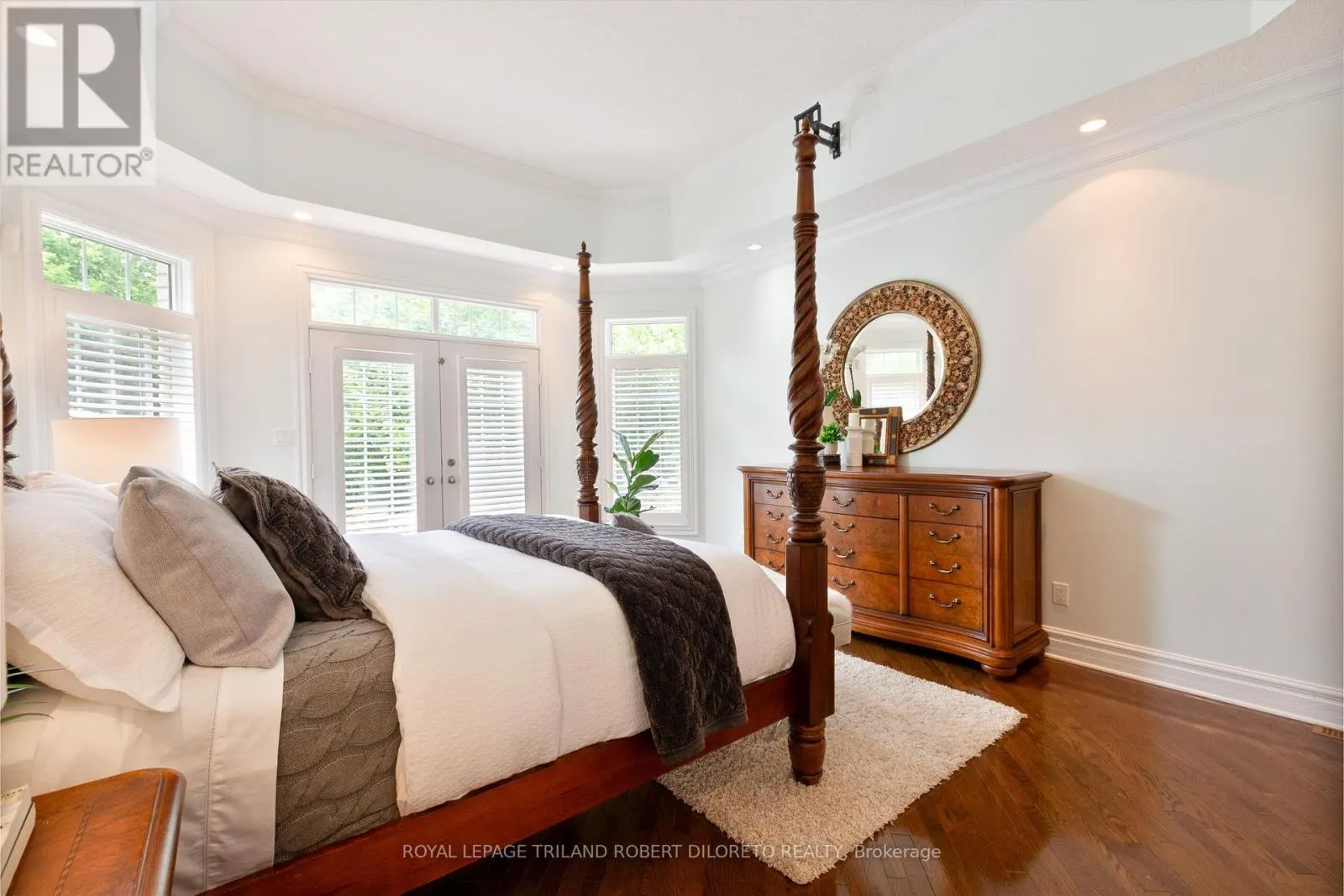 27 HOEFNAGELS CRESCENT