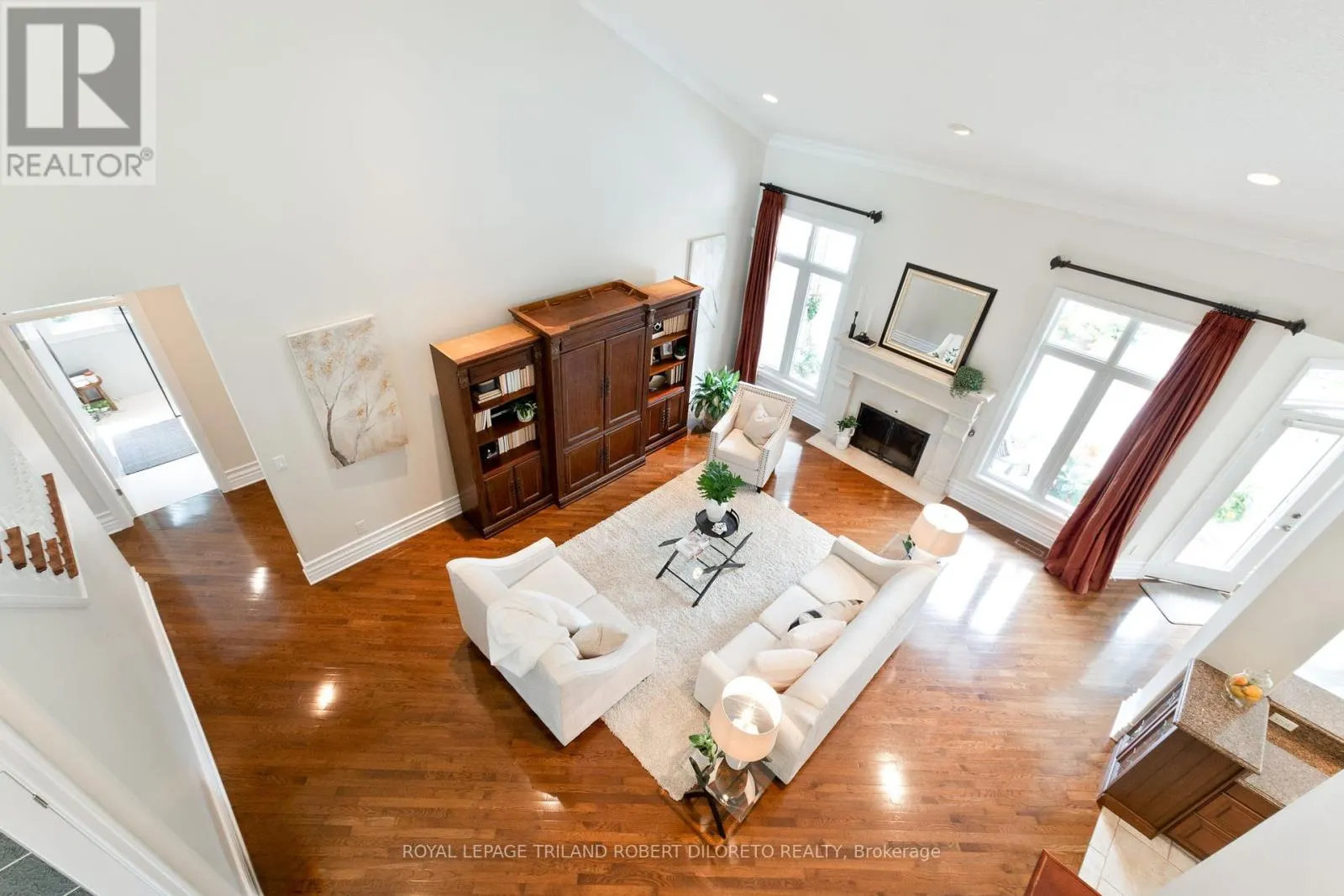 27 HOEFNAGELS CRESCENT