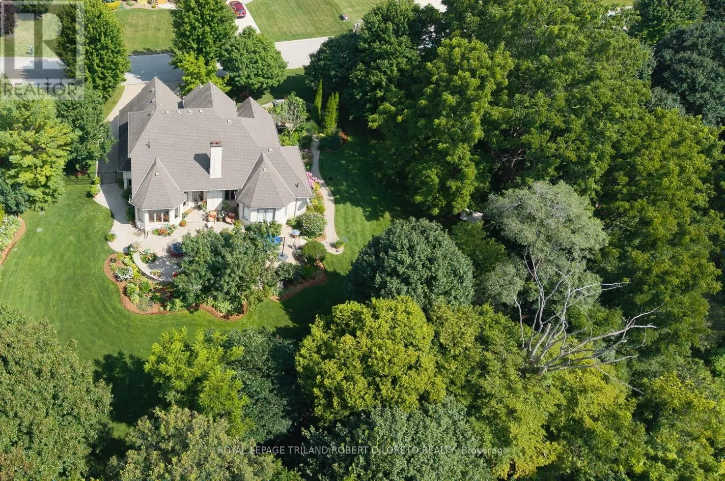 27 HOEFNAGELS CRESCENT