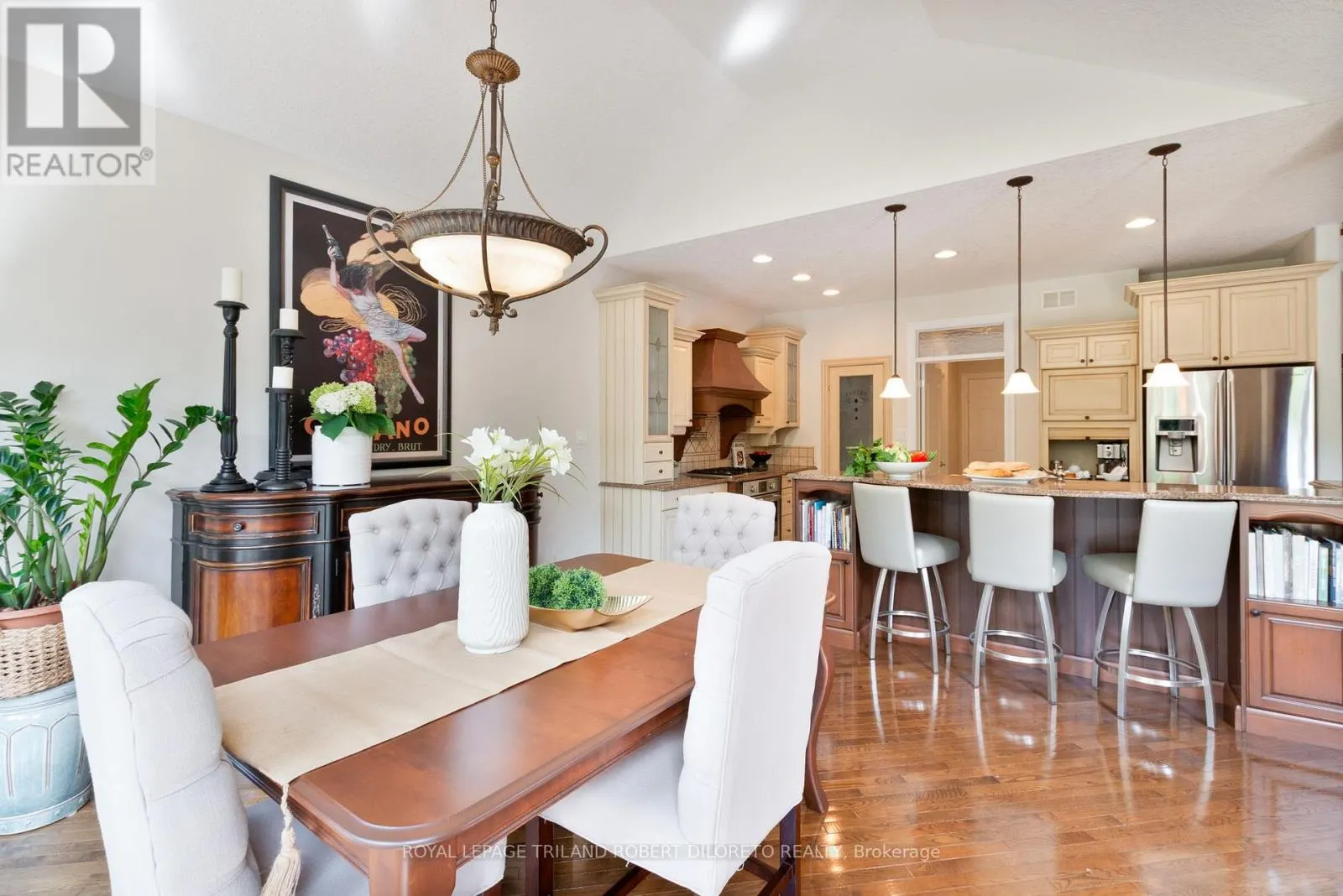 27 HOEFNAGELS CRESCENT