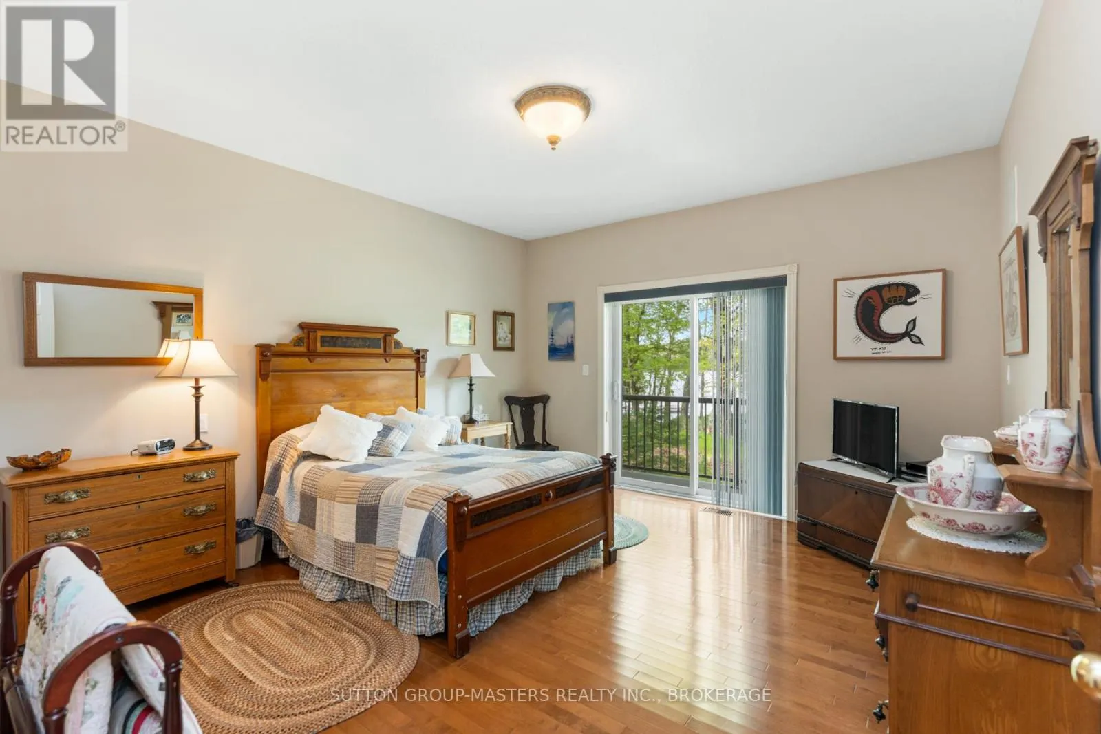 1023 BIG BEN LANE