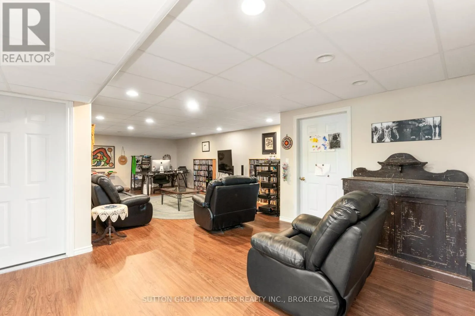 1023 BIG BEN LANE