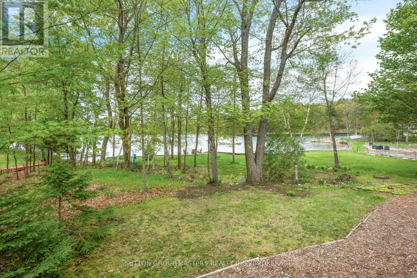1023 BIG BEN LANE