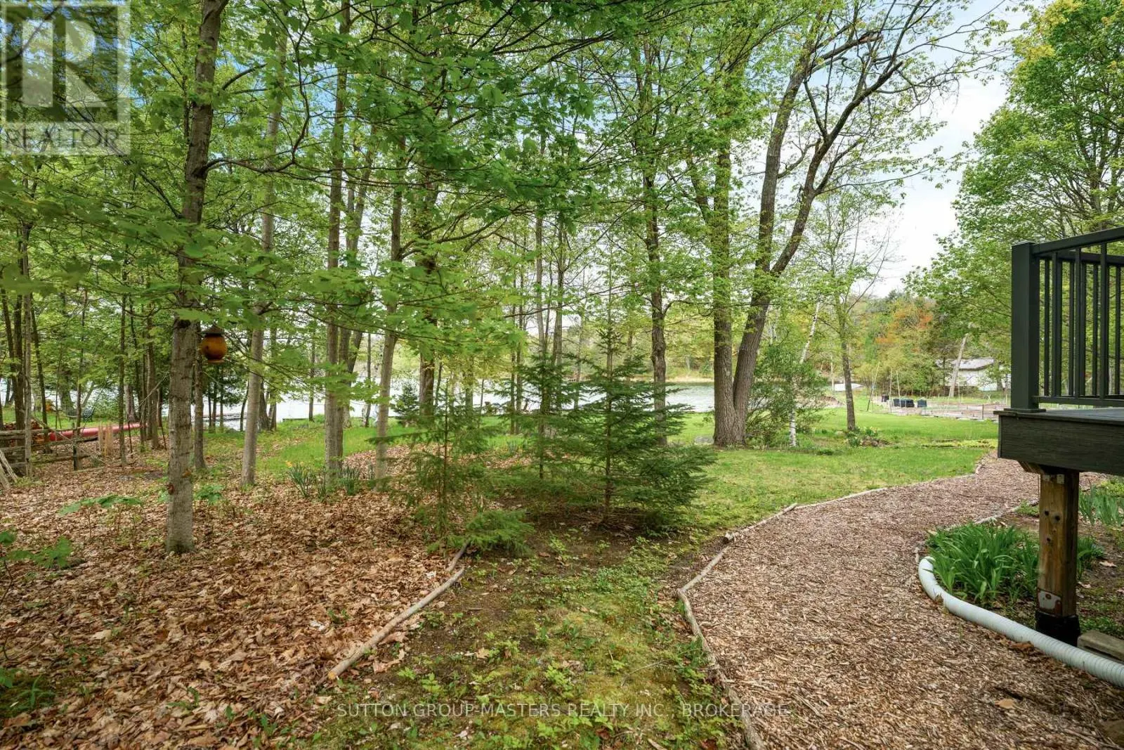 1023 BIG BEN LANE