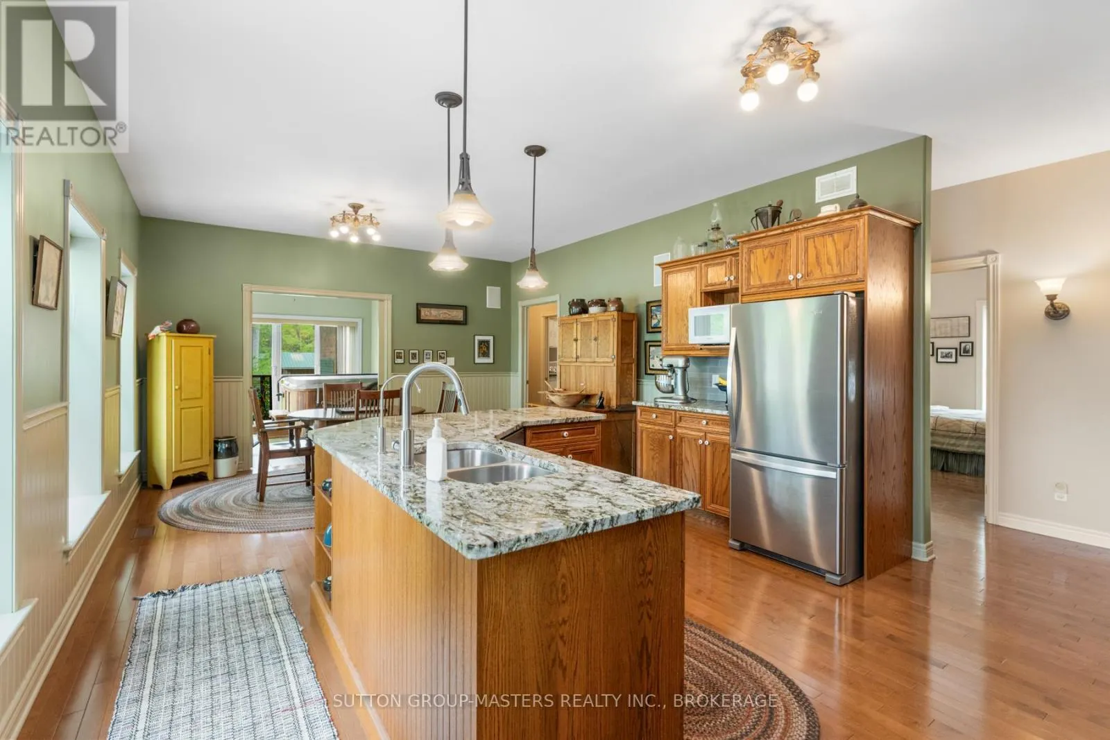 1023 BIG BEN LANE