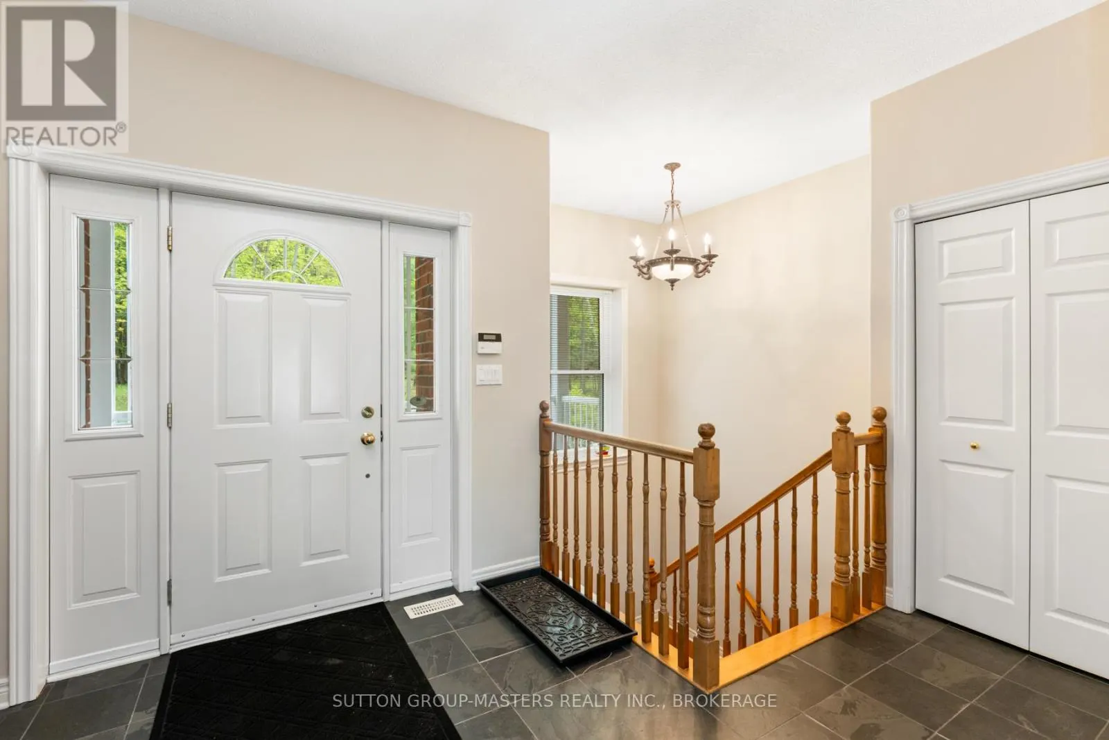 1023 BIG BEN LANE