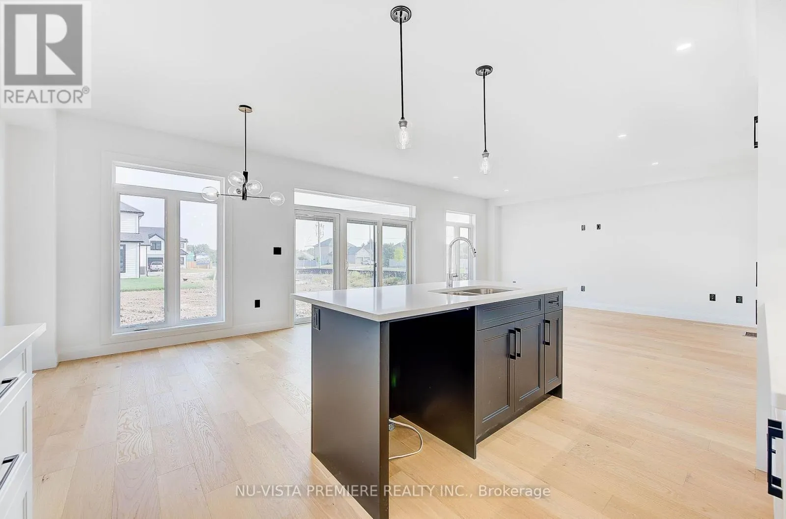 157 HOLLOWAY TRAIL