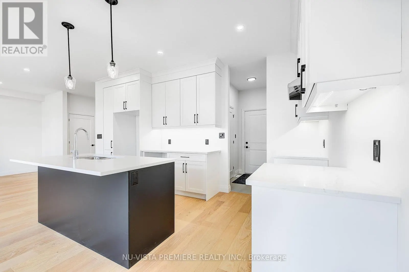 157 HOLLOWAY TRAIL