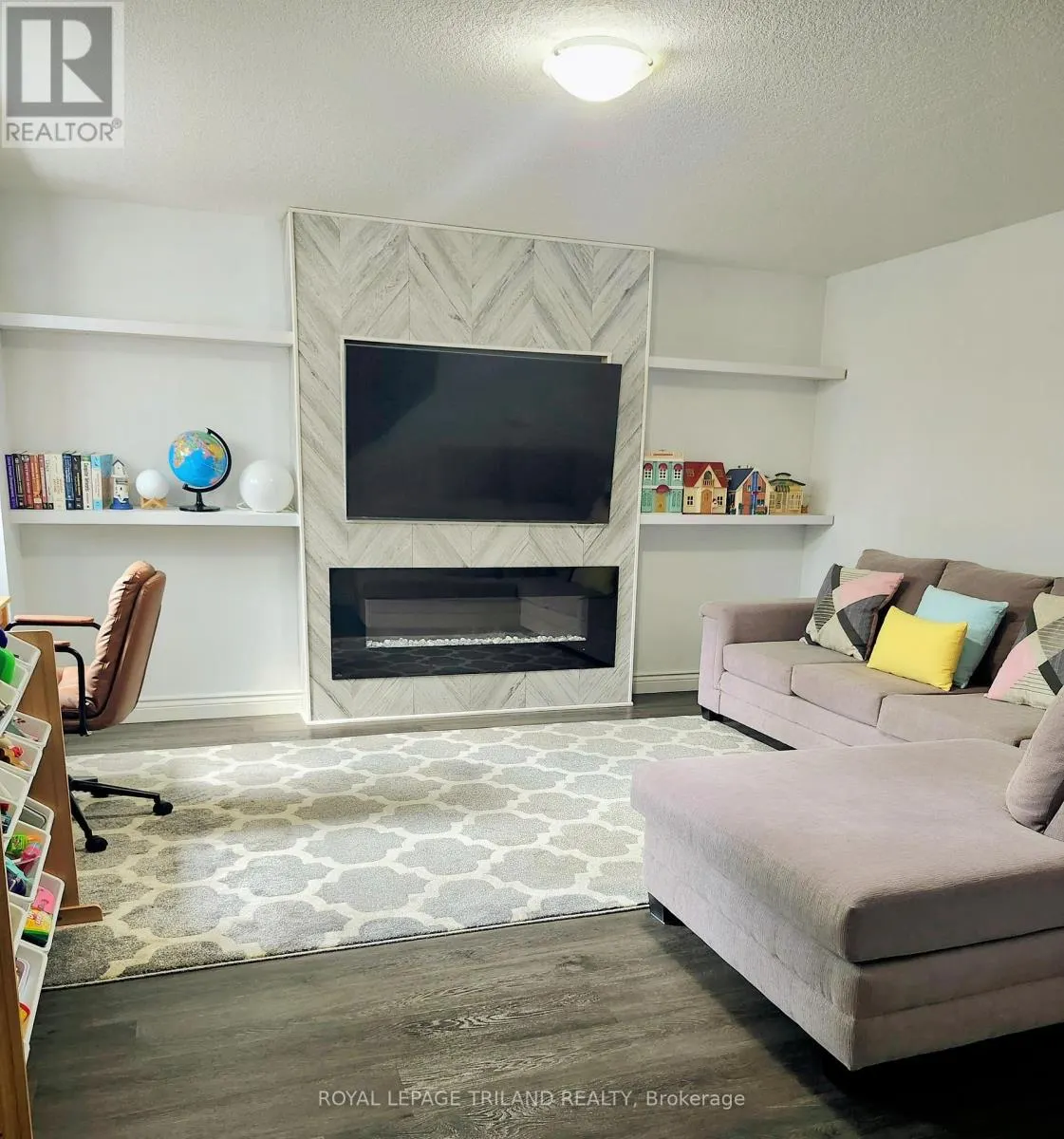 8 - 3399 CASTLE ROCK PLACE, #8
