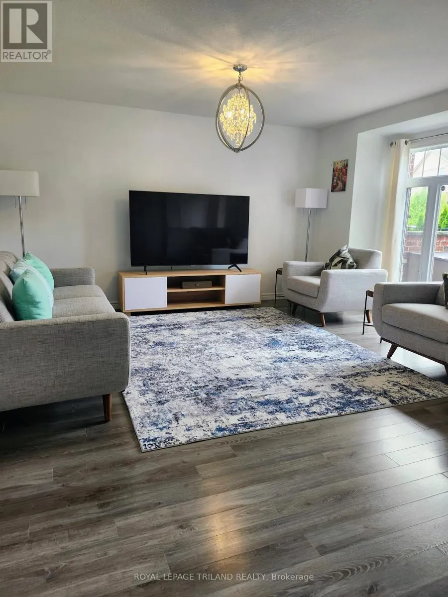 8 - 3399 CASTLE ROCK PLACE, #8