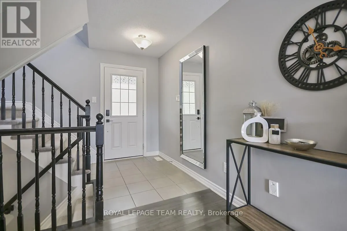 340 ASTELIA CRESCENT