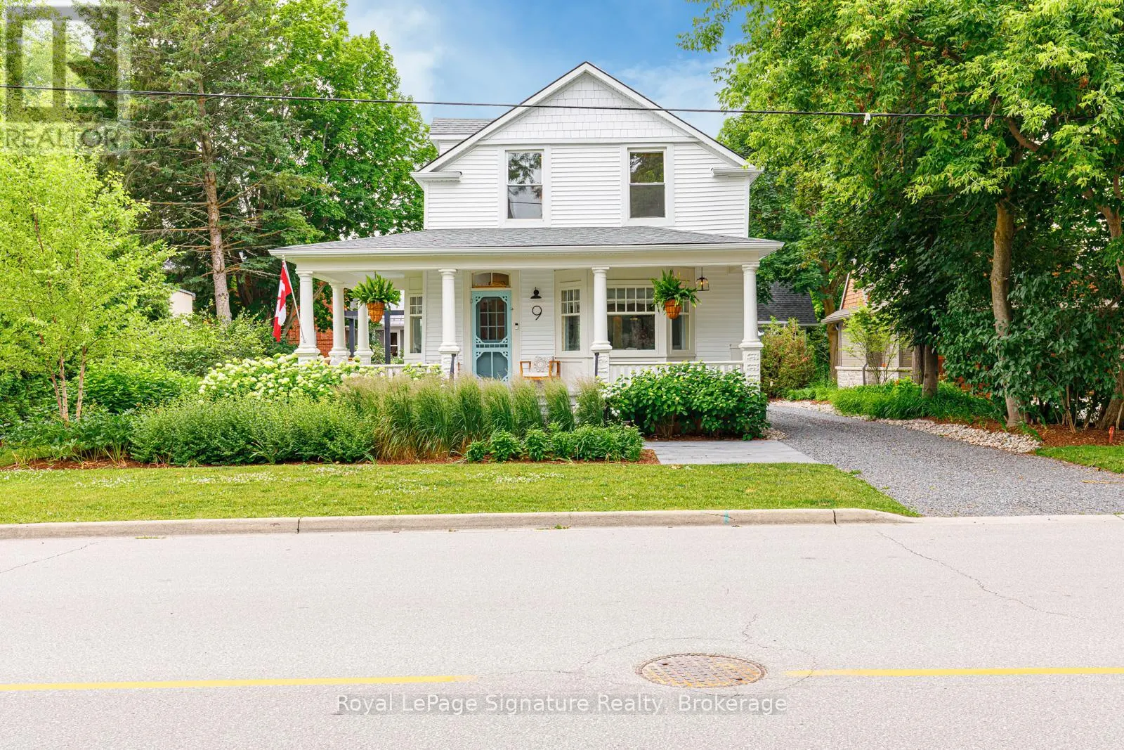 9 ALFRED STREET W