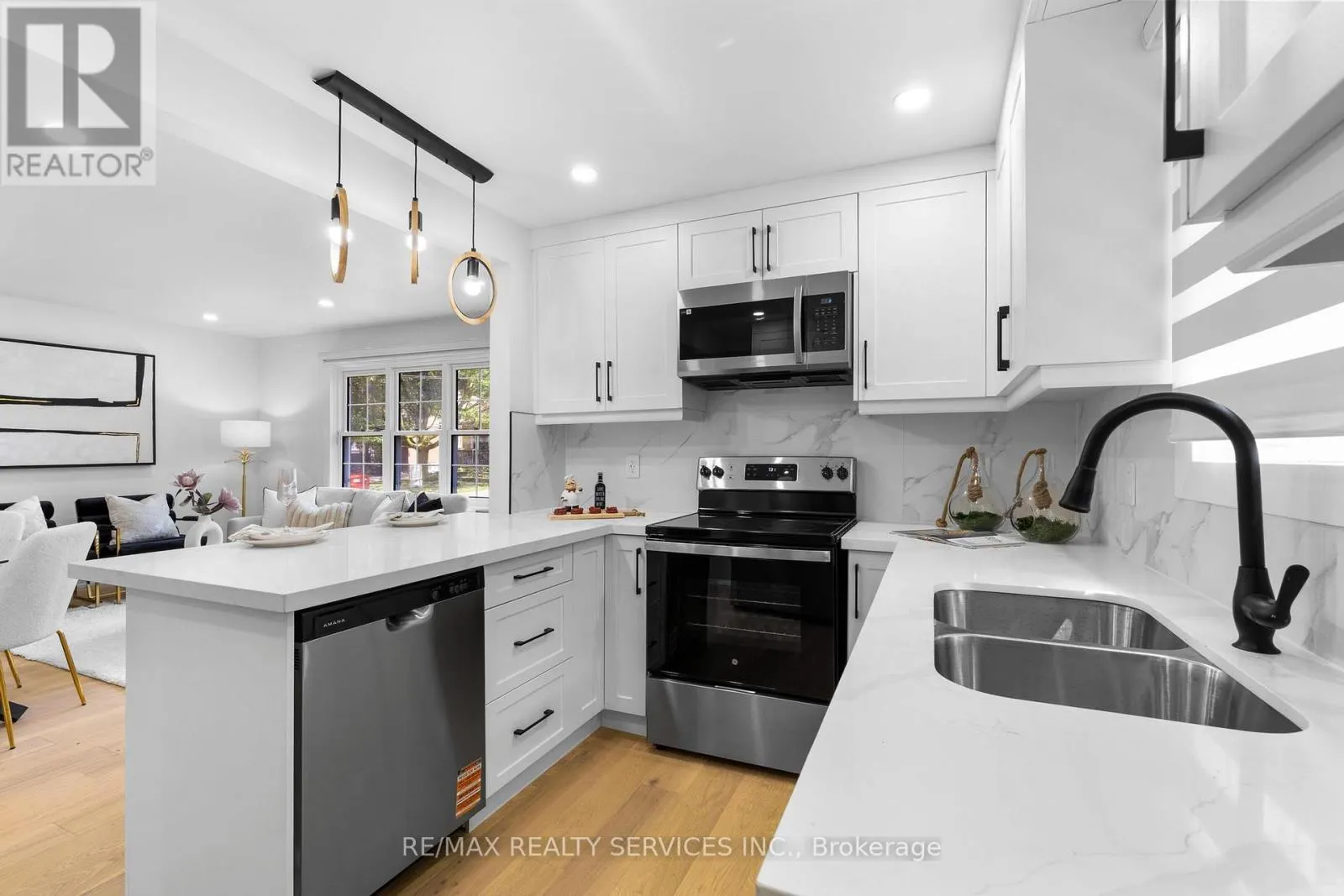 74 WEST 3RD STREET