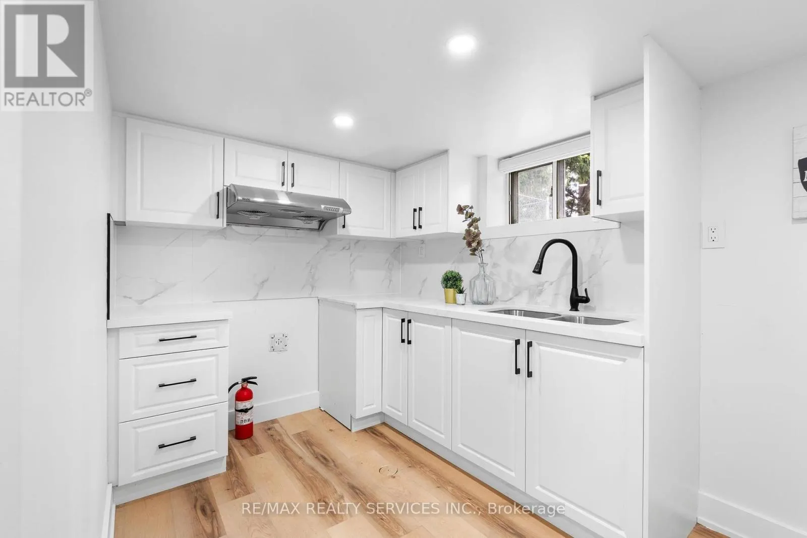 74 WEST 3RD STREET