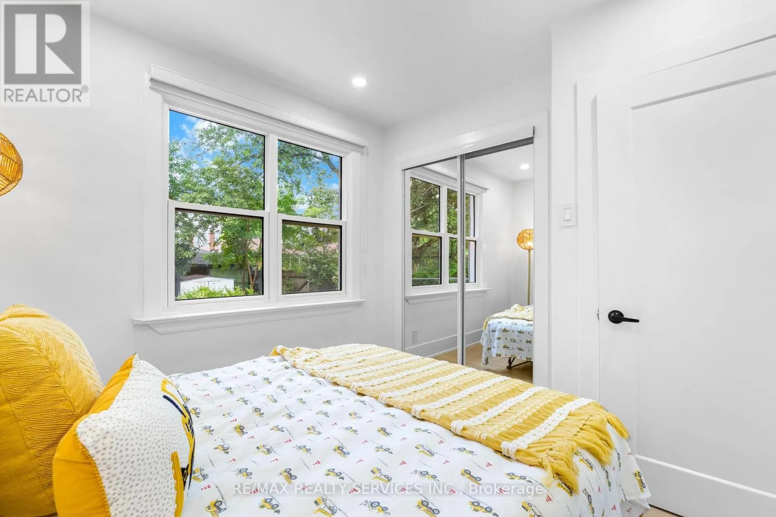 74 WEST 3RD STREET