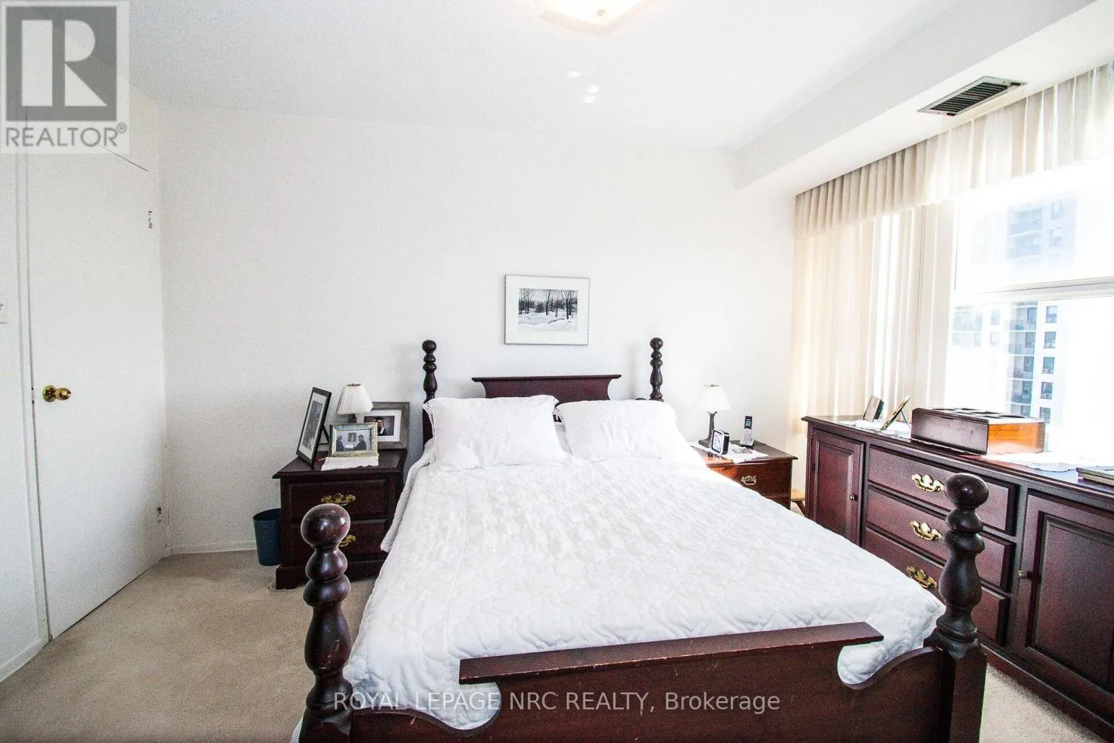 904 - 7 GALE CRESCENT, #904