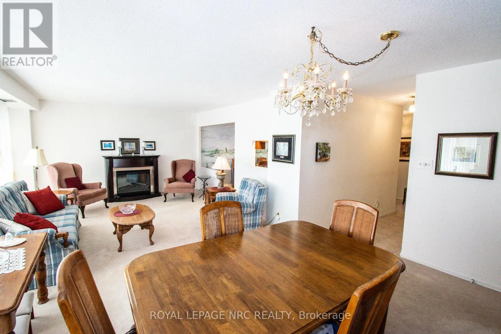 904 - 7 GALE CRESCENT, #904
