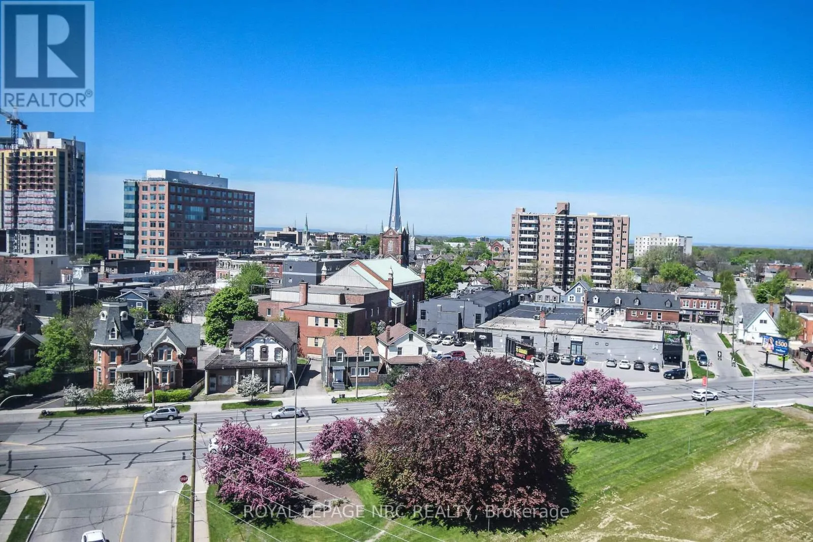 904 - 7 GALE CRESCENT, #904