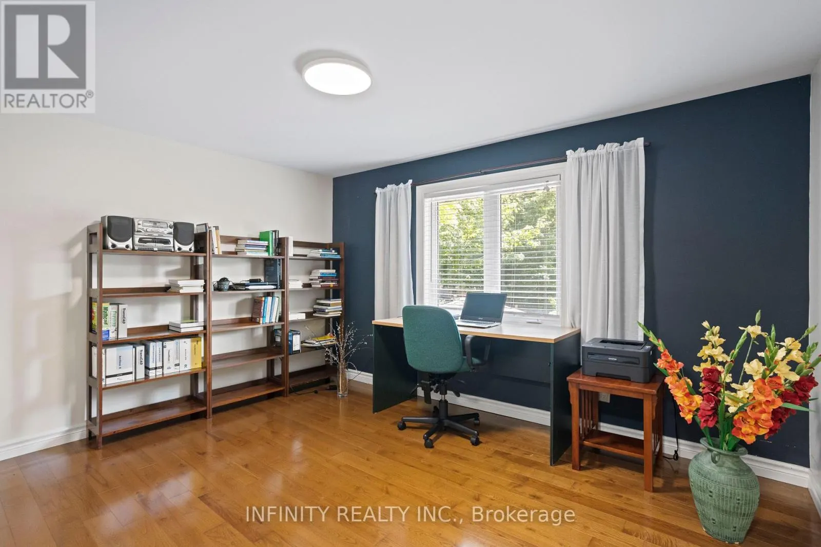 251 HUNT CLUB DRIVE