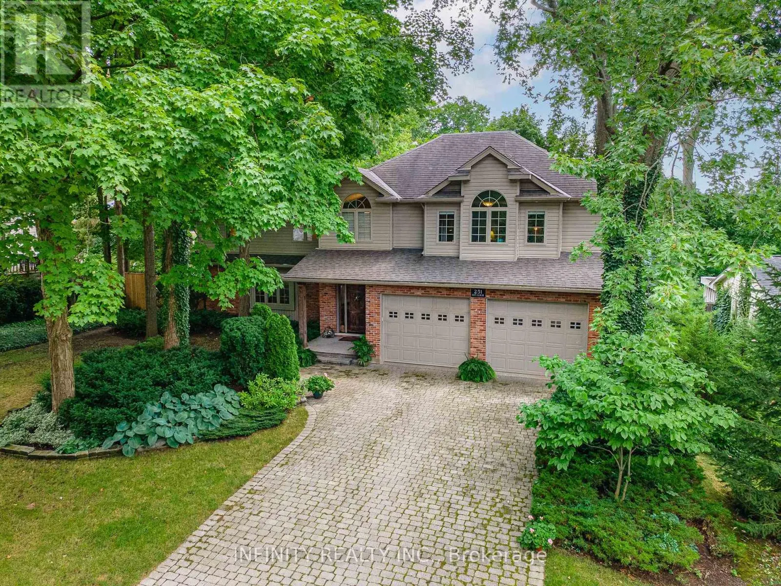 251 HUNT CLUB DRIVE