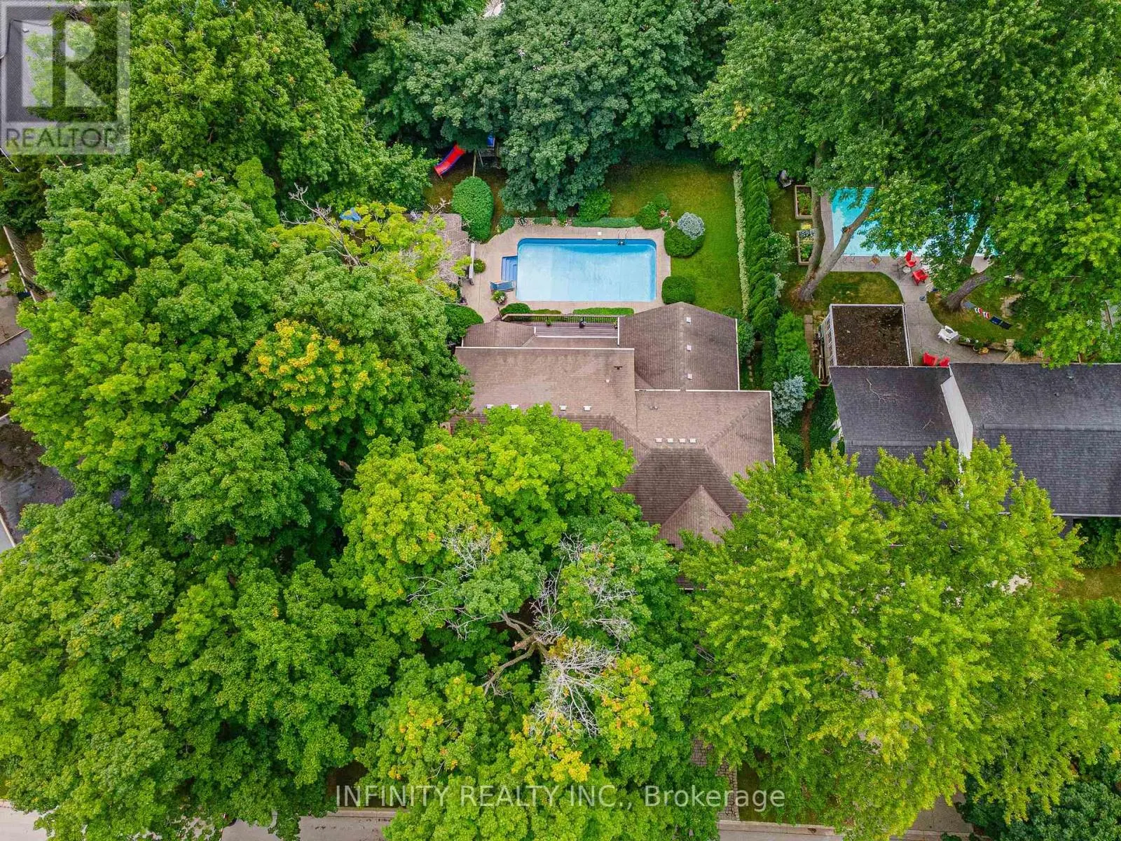 251 HUNT CLUB DRIVE