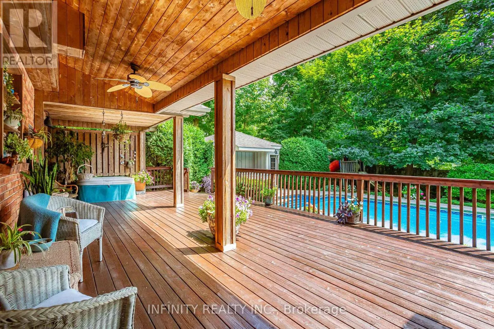 251 HUNT CLUB DRIVE
