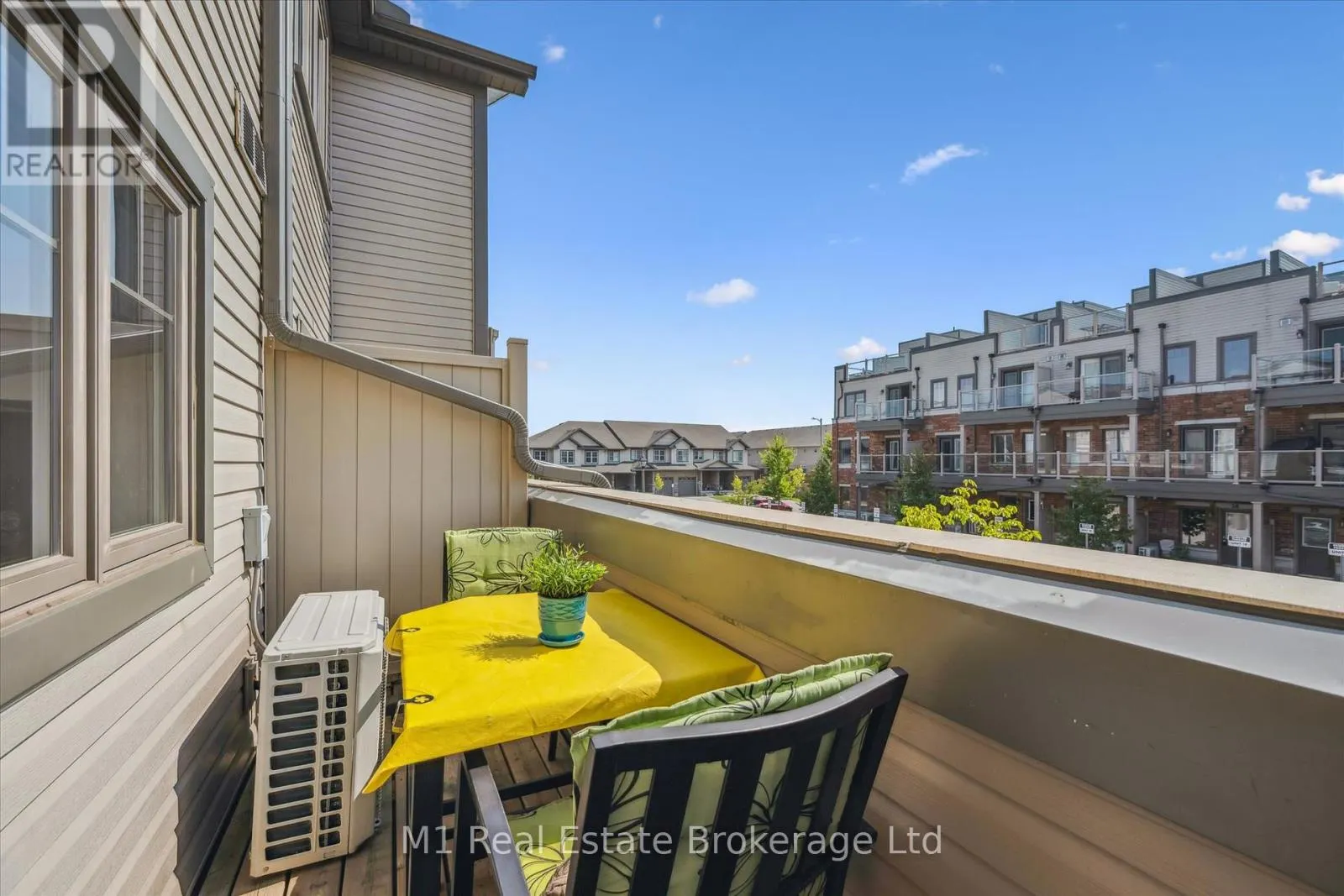 22 - 39 KAY CRESCENT, #22