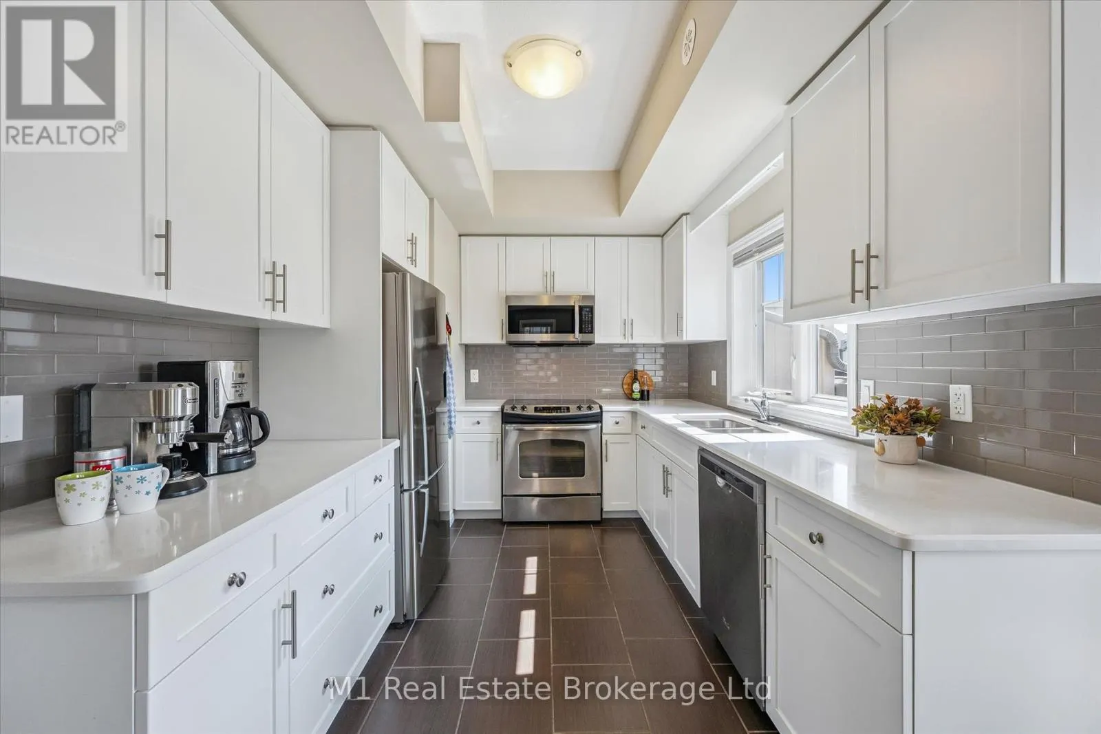 22 - 39 KAY CRESCENT, #22