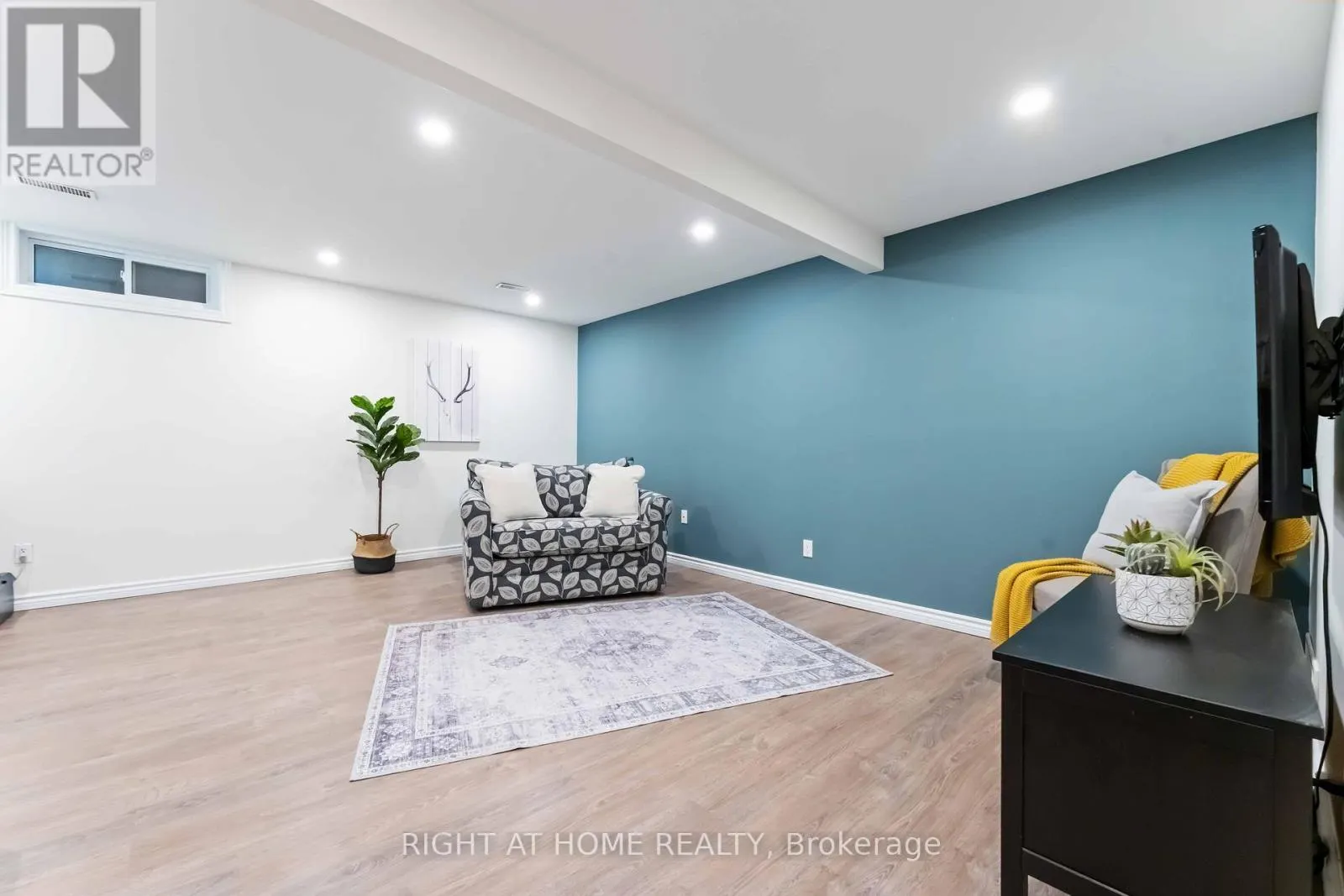 1 BERKSHIRE WAY