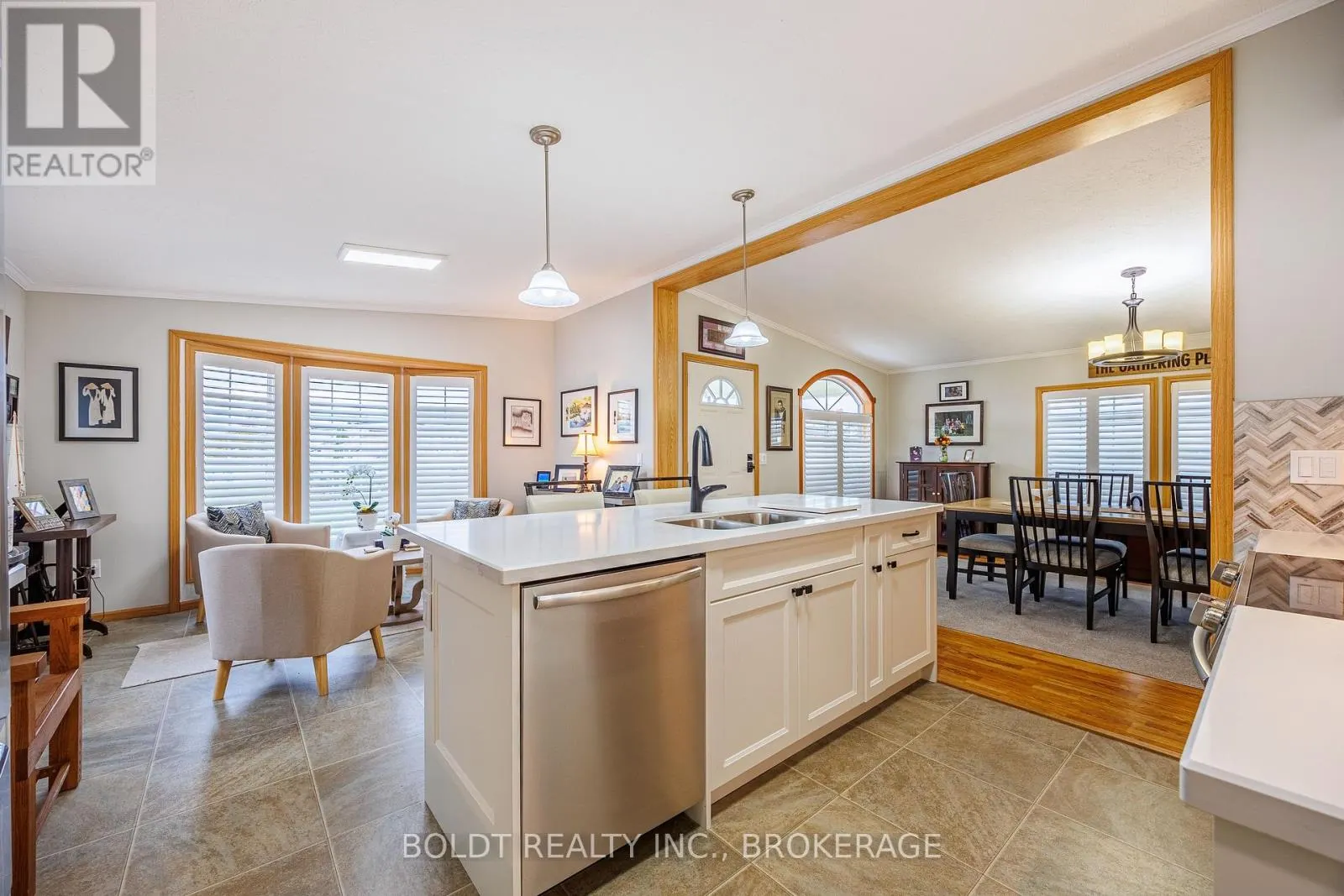 101 - 3033 TOWNLINE ROAD, #101