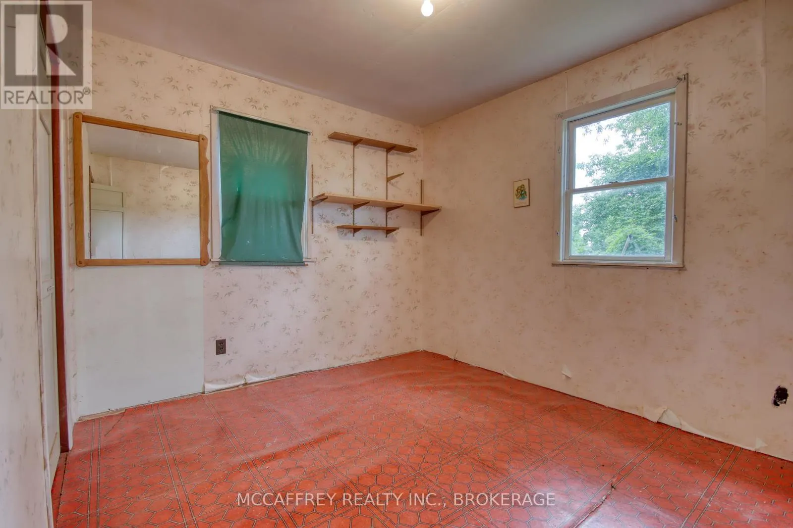 94 WILLOW POINT LANE