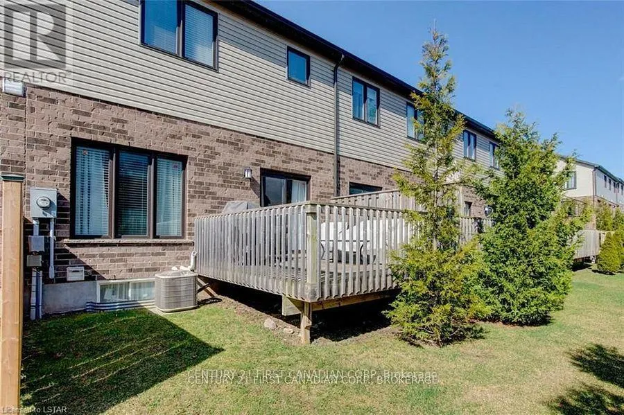 34 - 1016 OAKCROSSING GATE, #34