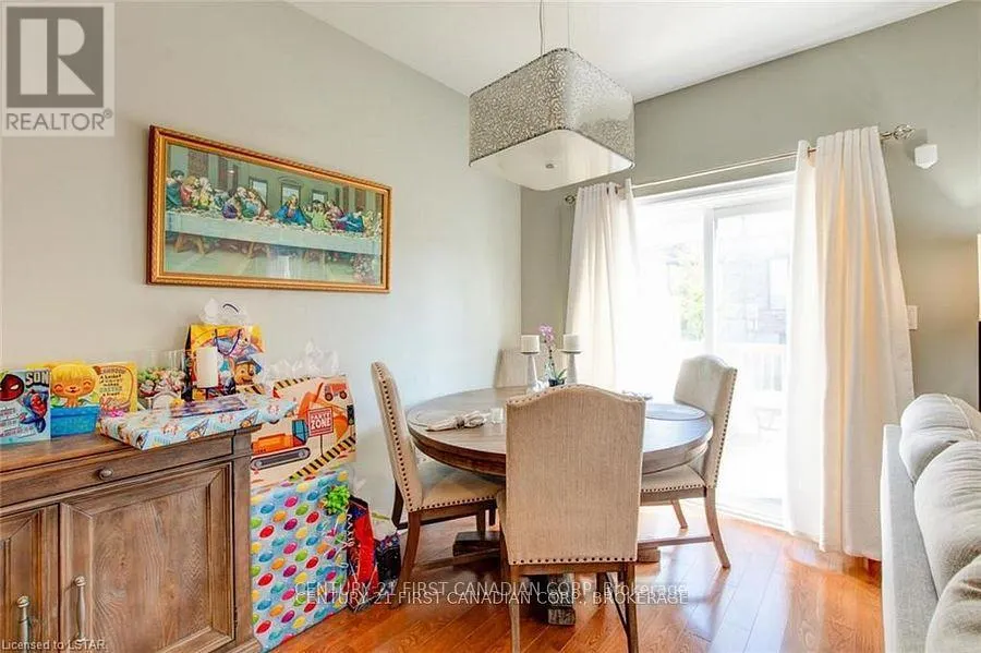 34 - 1016 OAKCROSSING GATE, #34