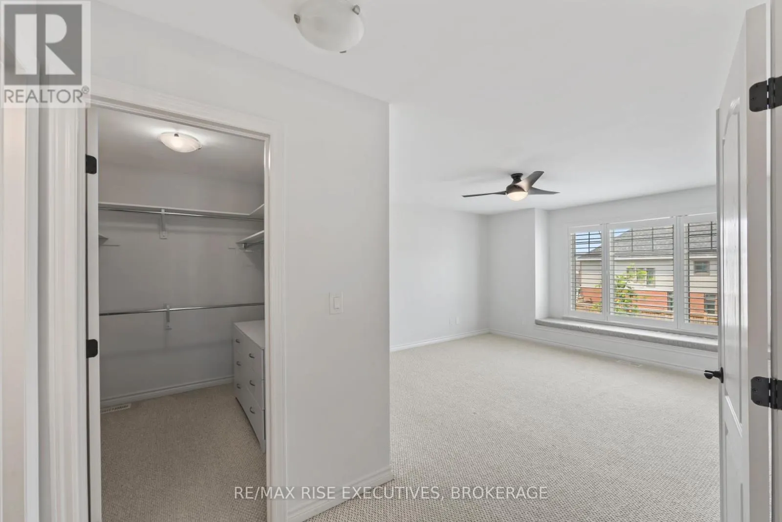 648 HALLOWAY DRIVE
