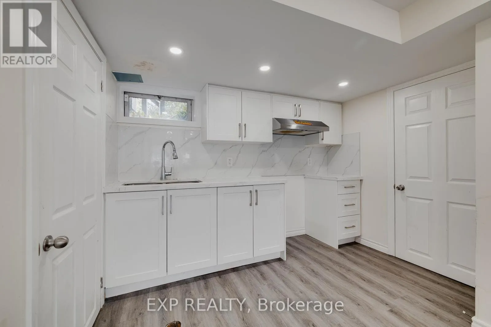 595 PIONEER DRIVE