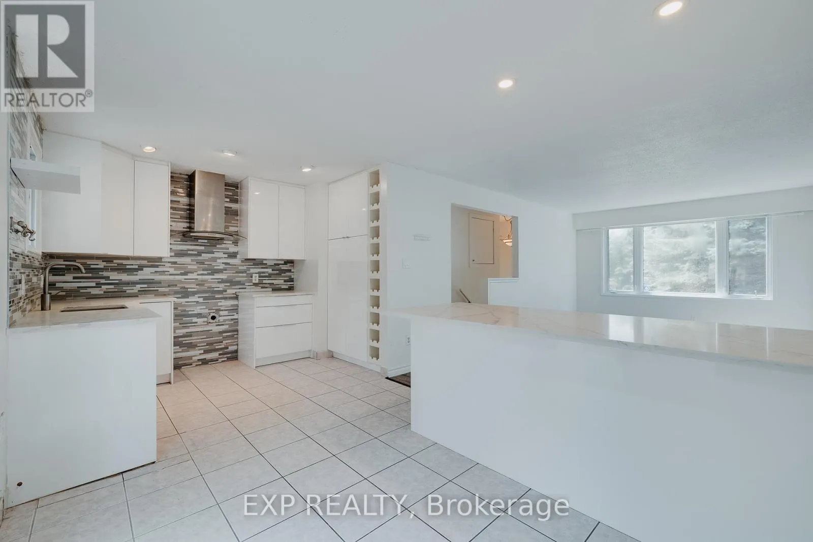 595 PIONEER DRIVE